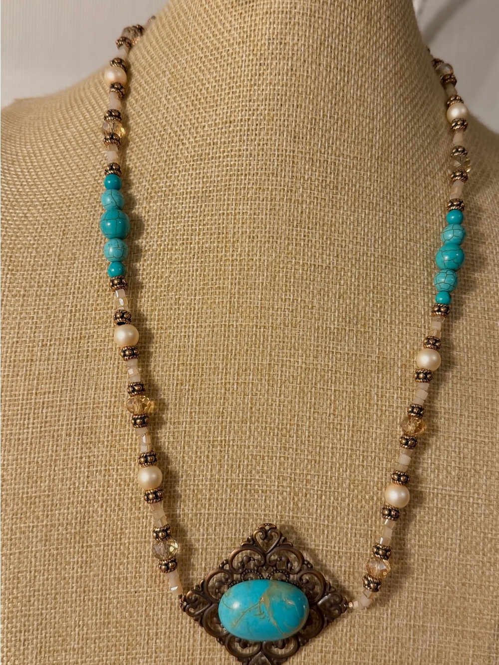 Artisan Made Dyed Howlite and Glass Necklace and Bracelet Set